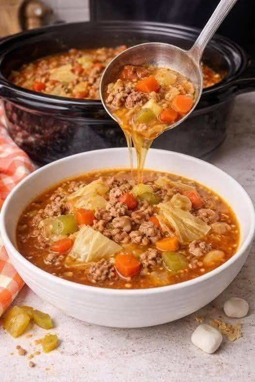 Slow Cooker Cabbage Roll Soup