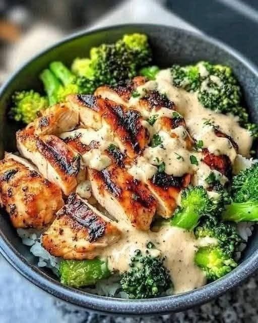Creamy Garlic Parmesan Chicken & Broccoli Rice Bowl