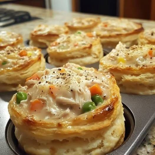 Mini Chicken Pot Pie Puff Pastry Cups