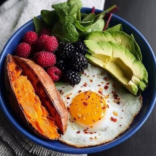 Healthy Sweet Potato & Egg Bowl