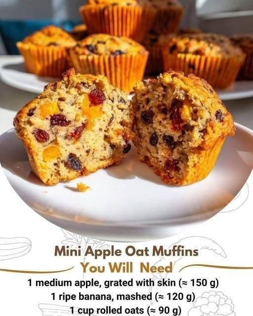 Mini Apple Oat Muffins