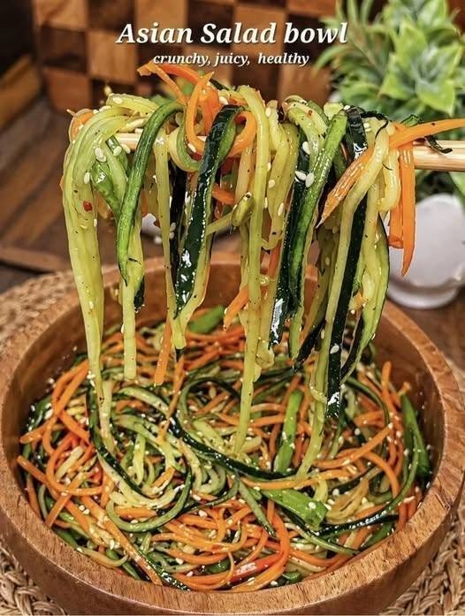 ASIAN CUCUMBER CARROT SALAD BOWL